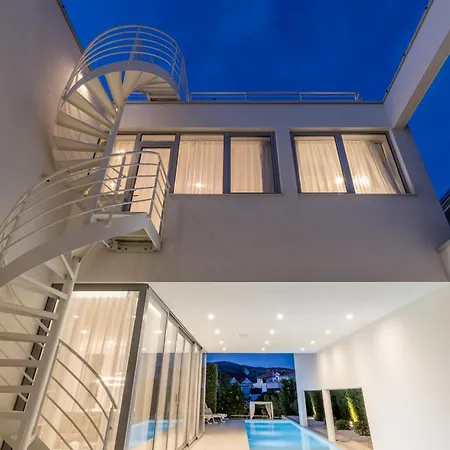 Villa Biancomar *